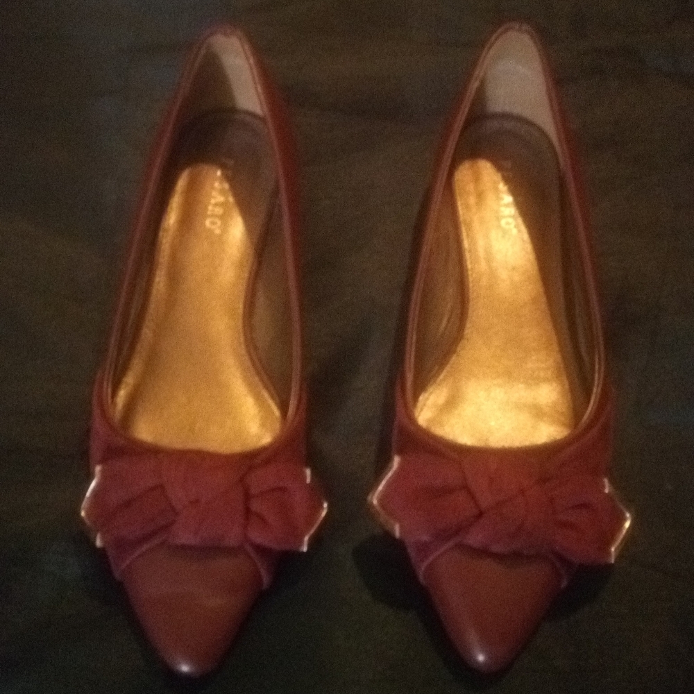 Dress or casual ballet flat